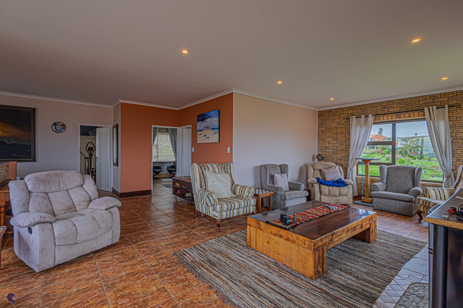 4 Bedroom Property for Sale in Myburgh Park Western Cape